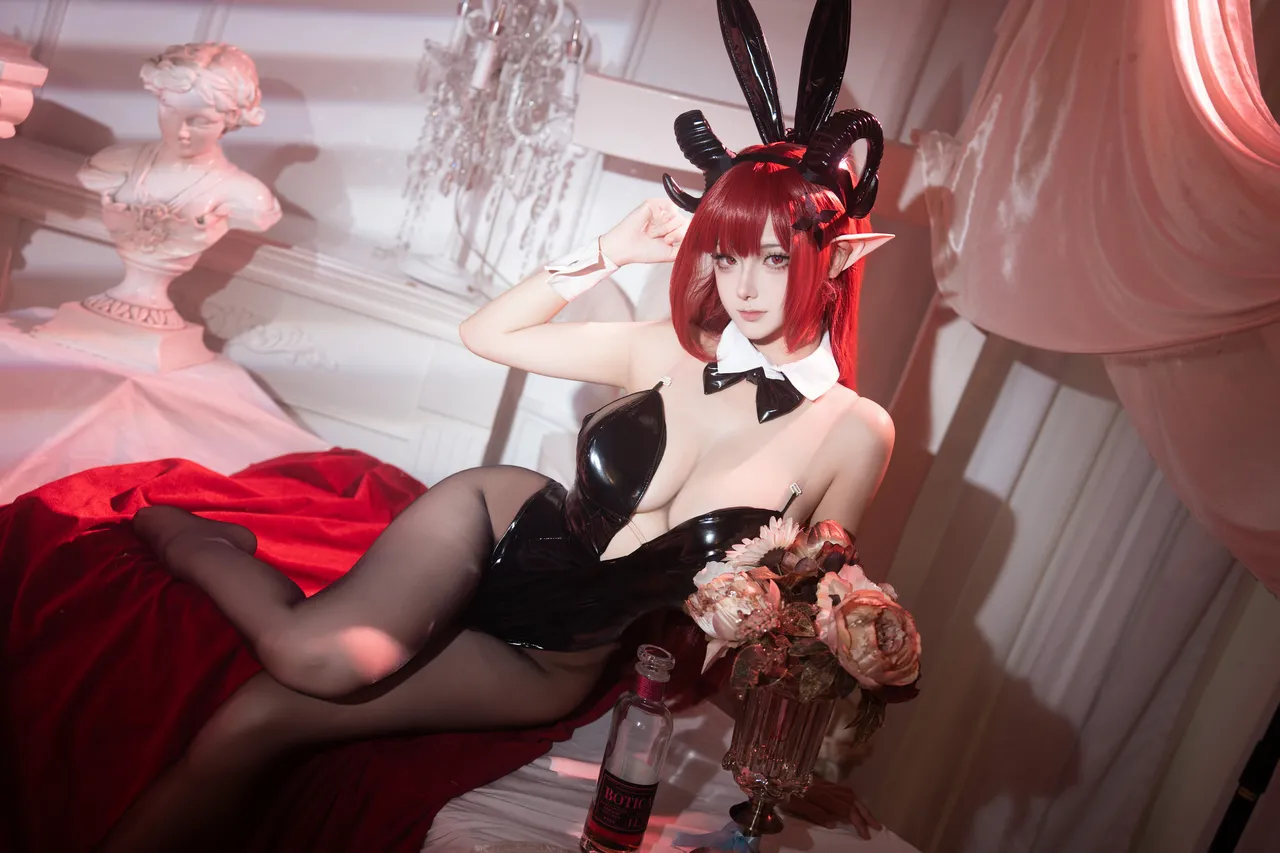 Seya-狮砸 - 兴登堡兔女郎-erohere11.webp